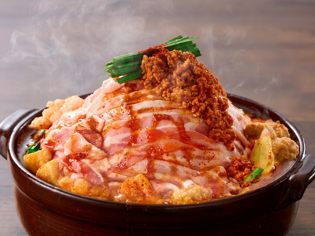 赤から肉マシマシ鍋　1人前／2,189円(税込)　※2人前から