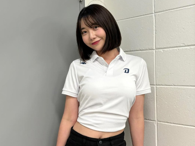 韓国サッカーの美人チアガール、“目のやり場に困る”至近距離SHOTでファン悩殺！「ビューティフル」【PHOTO】