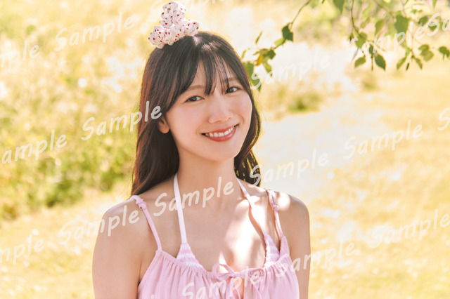 【SHIBUYA TSUTAYA】日向坂46・河田陽菜『2nd写真集』撮影／SAKAI DE JUN（C）竹書房