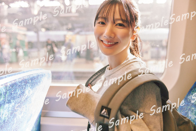 【TSUTAYA（渋谷店除く）】日向坂46・河田陽菜『2nd写真集』撮影／SAKAI DE JUN（C）竹書房