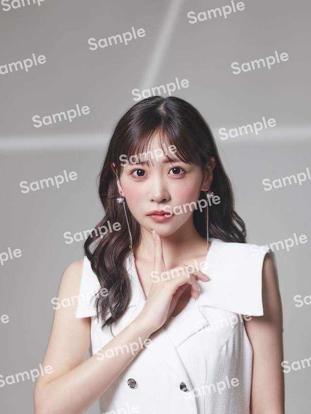 櫻井優衣（FRUITS ZIPPER）（撮影：西槇太一 スタイリスト：馳尾潤子（Jstyles） ヘアメイク：里吉かなで 提供：BEEEEM編集部）
