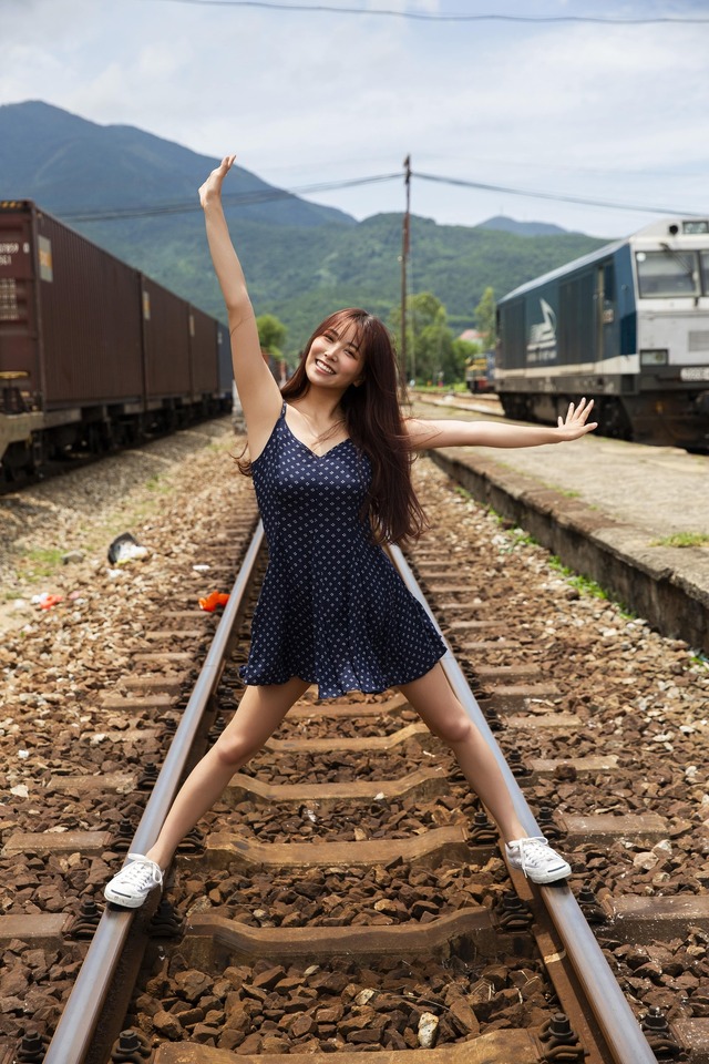 白間美瑠4th写真集『MERCI』（C）秋田書店