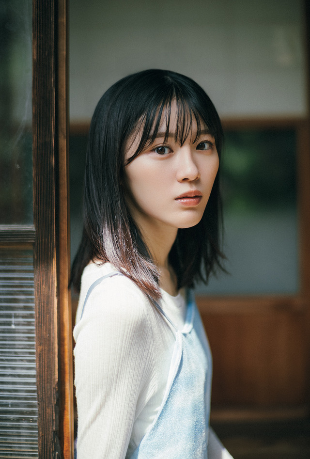 「B.L.T.2025年12月号」セブンネットショッピング購入特典ポストカード【大越ひなの（乃木坂46）】