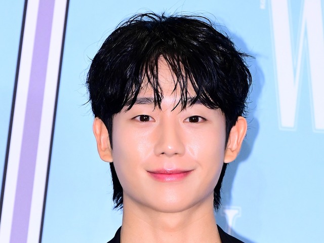 俳優チョン・ヘイン、名古屋で弟とランニング！汗かく姿も爽やか「遺伝子どうなってるの」