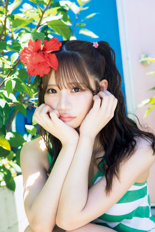 NMB48和田海佑写真集『確信犯』　撮影：西村 康　ワニブックス刊