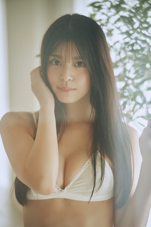 「blt graph.vol.112」（東京ニュース通信社刊） 撮影／岡本武志