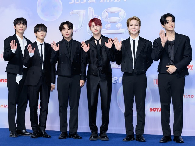 日本人メンバーを除く異例の5人“同伴入隊”も経験…ONF、約9カ月ぶりのカムバック決定！