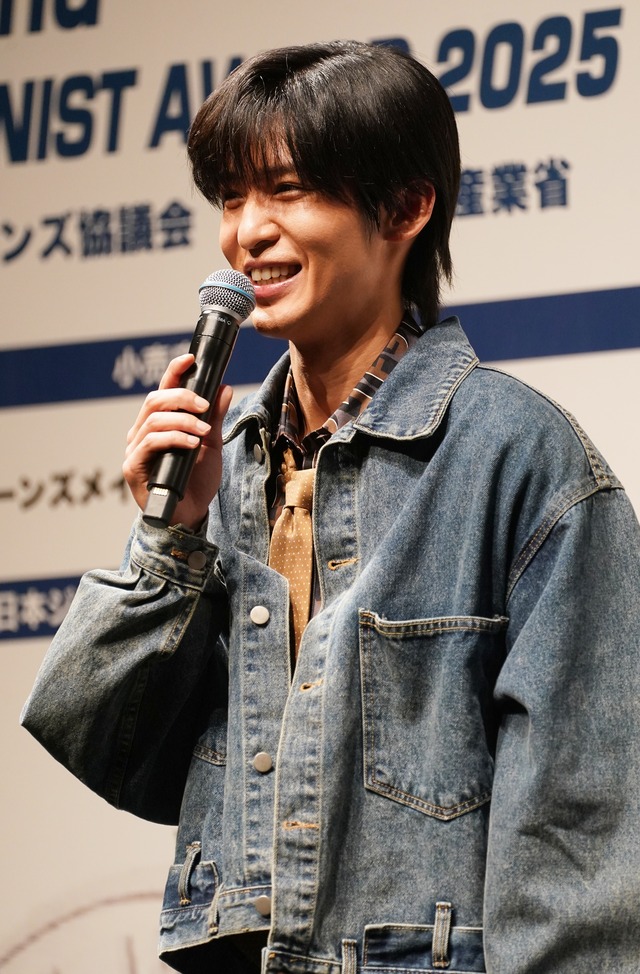 目黑蓮【写真：竹内みちまろ】