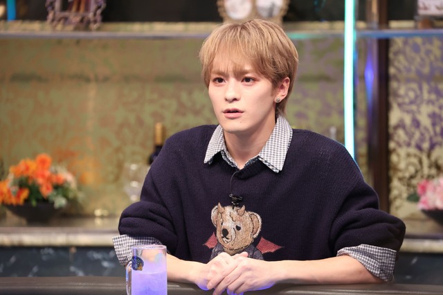 松倉海斗（Travis Japan）『酒のツマミになる話』（C）フジテレビ