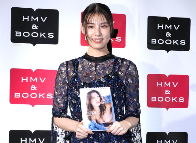 相楽伊織、2026年のカレンダー発売に喜び！「満足のいく1冊になりました」
