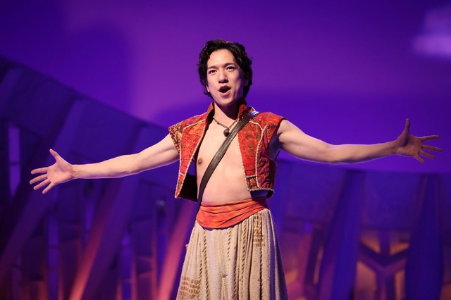 アラジン「自慢の息子」『SHIONOGI MUSIC FAIR』（C）フジテレビ