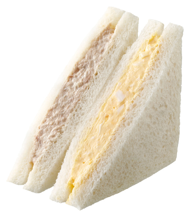 【従来品】「ツナたまごサンド」(税込 297 円)