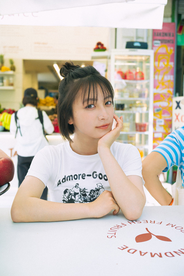 「藤﨑ゆみあファースト写真集（仮）」（C）東京ニュース通信社