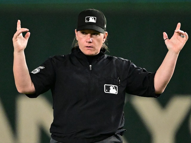 日韓戦で“疑惑の判定”続々…韓国監督も女性審判員に猛抗議、論点は「ジェンダー」ではない【韓国の視点】