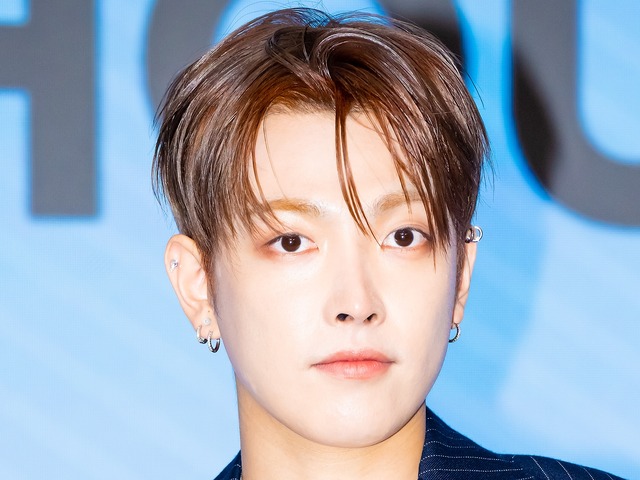 ATEEZ・ホンジュン、誕生日にファン約4000人と600万円超を寄付！ランニングプロジェクトを準備