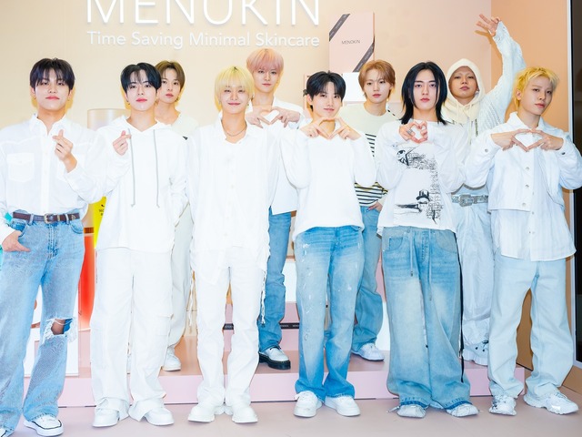 TREASURE、爽やかオーラ全開！清涼感あふれる“ホワイトルック”でイベントに登場【PHOTO】