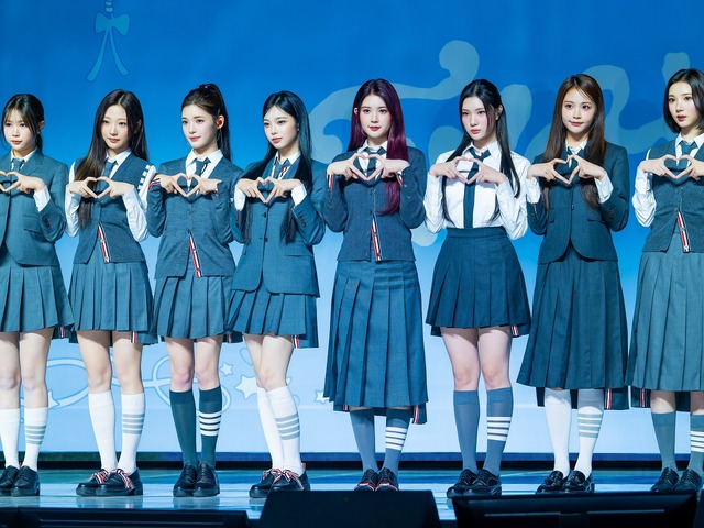 Hearts2Hearts、ピカチュウとじゃれ合う舞台裏ショットを公開「可愛いが渋滞してる…」【PHOTO】