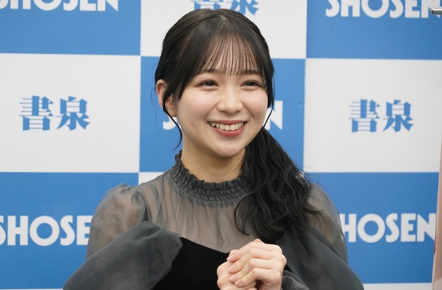 池本しおり【写真：竹内みちまろ】