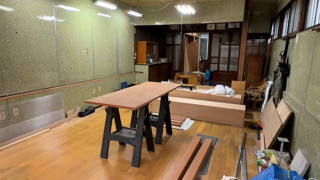 今はそのままの元美容室はショールームにする予定©ＭＢＳ