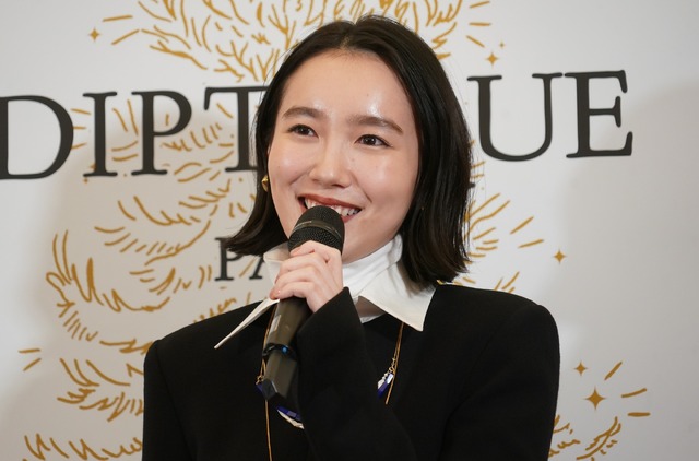 飯豊まりえ【写真：竹内みちまろ】