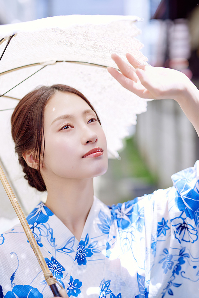 澄田綾乃デジタル限定写真集『アイスキャンディーが溶けるまで』撮影:熊谷 貫（C）ワニブックス