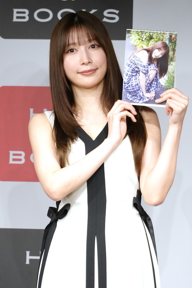 雪平莉左【撮影：小宮山あきの】