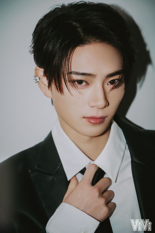 岩瀬洋志(c)講談社 ViVi2026年2・3月合併号