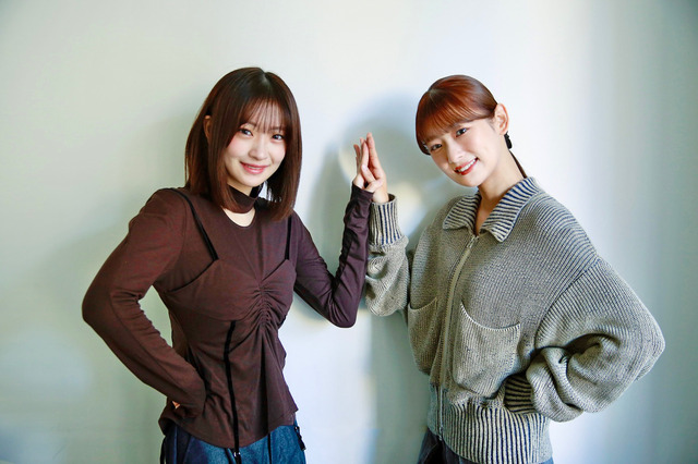 左から）小島凪紗、小島凪紗