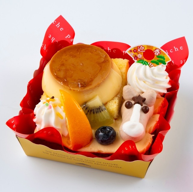 かわいい干支のプリンアラモード（税込570円）