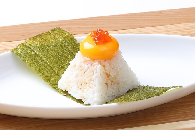 ひなた(特製黄金たまご・いくら)