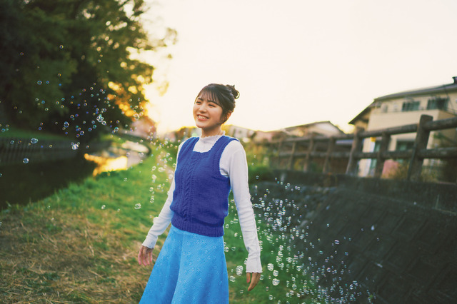 『平川結月CALENDAR 2026.4-2027.3』撮 影:野口花梨（C）ワニブックス