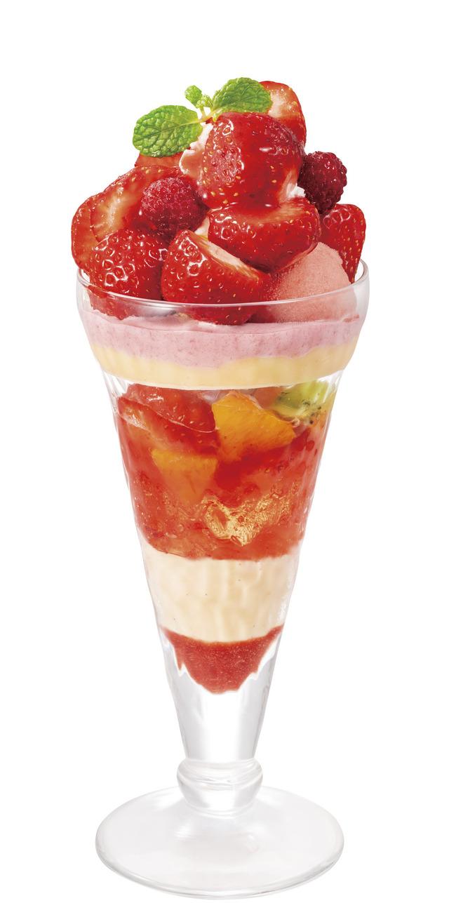 あまおうのフルーツマチェドニアサンデー（税込1,969円）