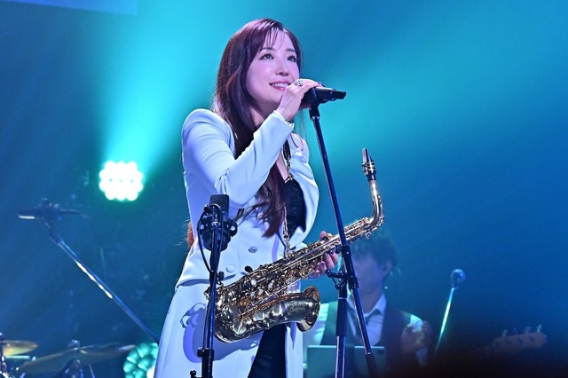 「虹の向こうへ」（平原）