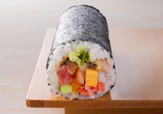「海鮮恵方巻」１本（税込1,706円）
