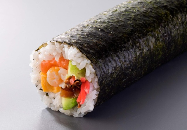 「恵方巻」１本（税込1,382円）
