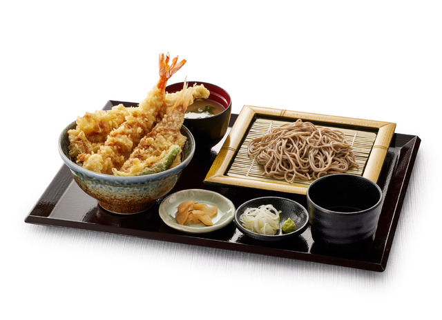 早春ご馳走天丼 （小）藪そばセット（みそ汁付）2,040円（税込）