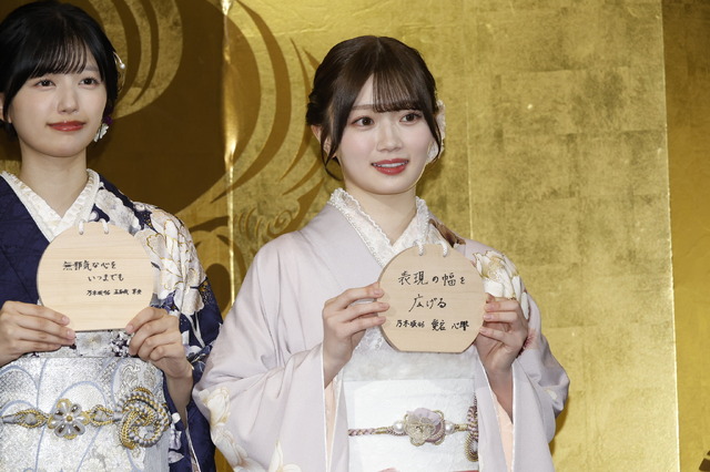 乃木坂46・乃木神社にて行われた成人式の様子（C）乃木坂46LLC