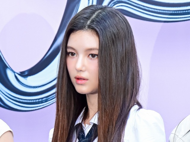 涙と感情的な訴え、まるで被害者　NewJeans元メンバー、契約を手放したのは自分自身ではないのか
