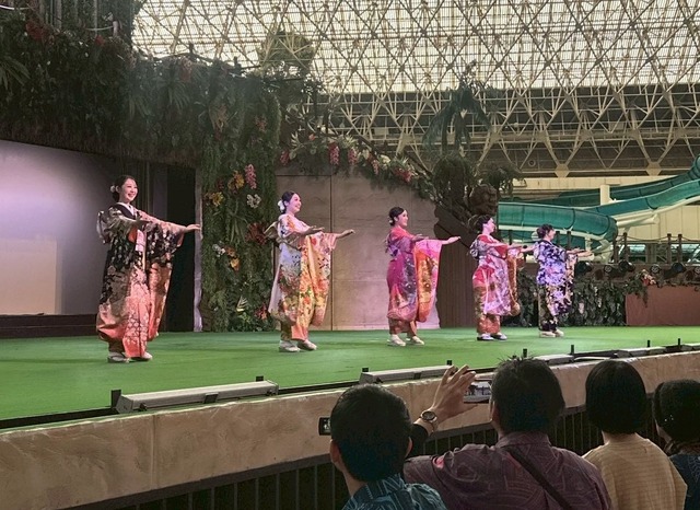 ハワイアンズダンシングチーム60期生（写真はハワイアンズの公式Xより）※運営会社より掲載許諾をいただいています