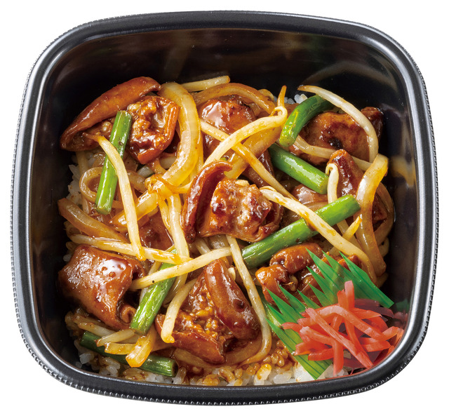 3種味噌の特製だれ 牛もつ味噌焼き重(丼タイプ)　690円（税込）