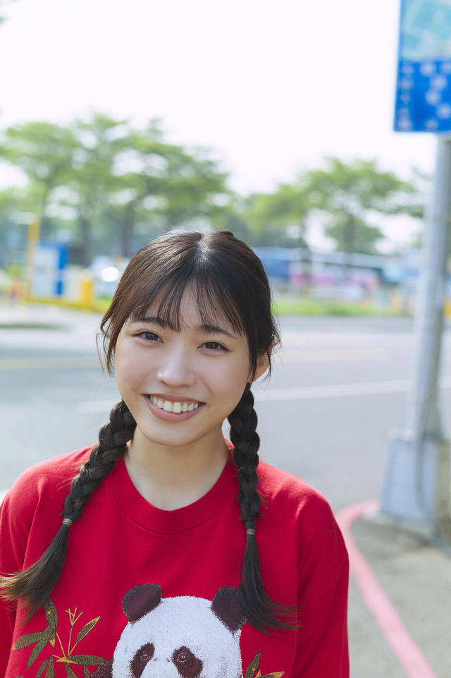 「僕が見たかった青空 金澤亜美ファースト写真集（仮）」（東京ニュース通信社刊）撮影＝細居幸次郎