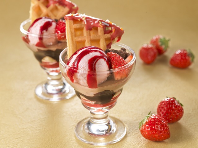 『Berry in the City～ニューヨークの街角気分を愉しむストロベリースイーツ&ディナービュッフェ～』