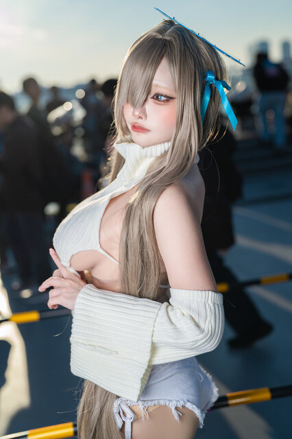 一之瀬アスナ『ブルーアーカイブ』／水羽えと（X：@Etocha_cos）