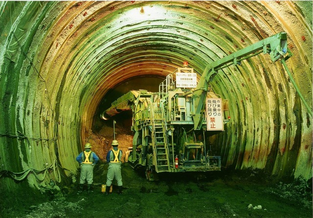 飯山トンネル『新プロジェクトX～挑戦者たち～』（C）NHK
