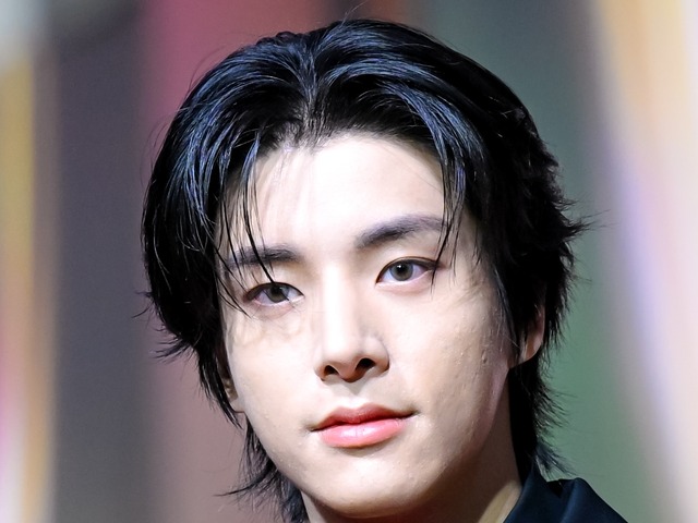 ENHYPEN・ジェイク、自作曲含め6曲歌唱で見せた成長…「ハンサムな人を連想させる声」と絶賛