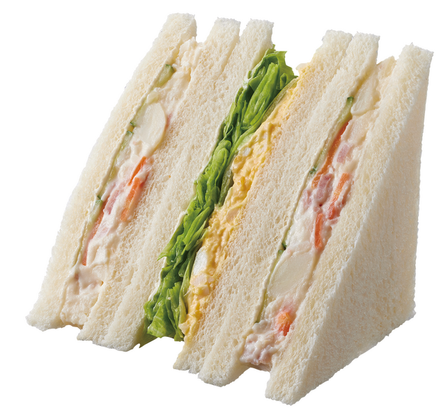 「盛りすぎ！ポテトたまごサンド」（税込 297円）