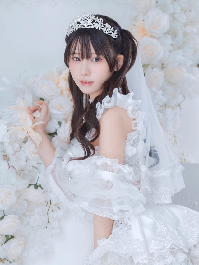 えなこ（写真はえなこの公式Xから）※所属事務所に掲載許諾をもらっています