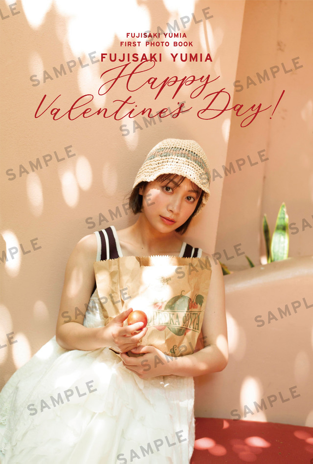 藤﨑ゆみあファースト写真集「FUJISAKI YUMIA」直筆サイン入りオリジナルバレンタインポストカード