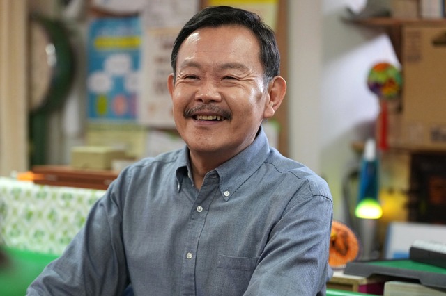 伊丹純也役／近藤芳正（C）NHK