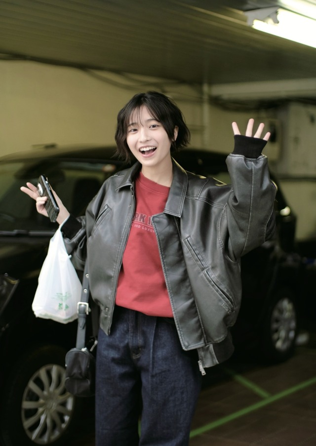 『təméɪṭoʊ təmάːtəʊ（トメィトゥ トマァトゥ）2026 CALENDAR PHOTOBOOK カレンダー？フォトブック？どっちでもいいよそんなの』（C）SHAMPOO BOOKS